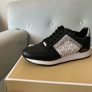 Michael Michael Kors Billie Trainer